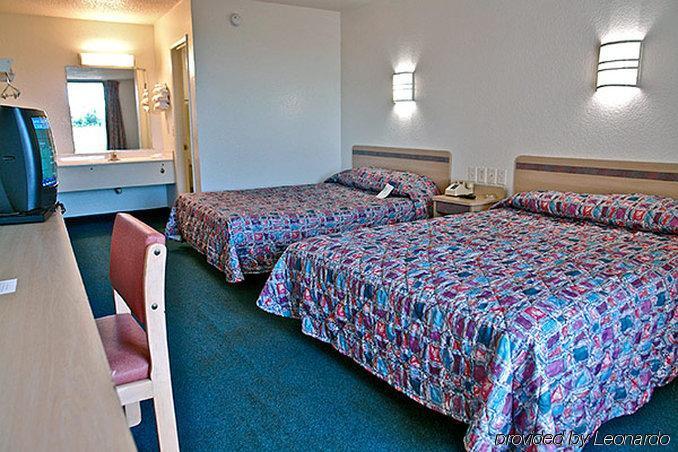 Motel 6 Huntsville - Madison Exterior photo